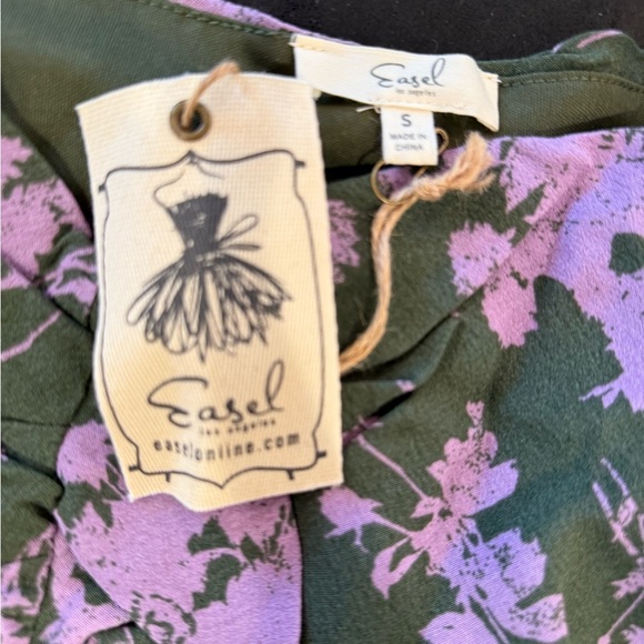 Easel Green and Purple Ruched Flirty Floral Dress - Picture 5 of 6